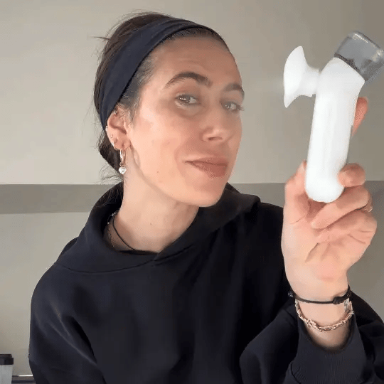 Woman Eyvelle Steam (5).webp__PID:69a80551-ed06-408a-aee7-e505ed700c72